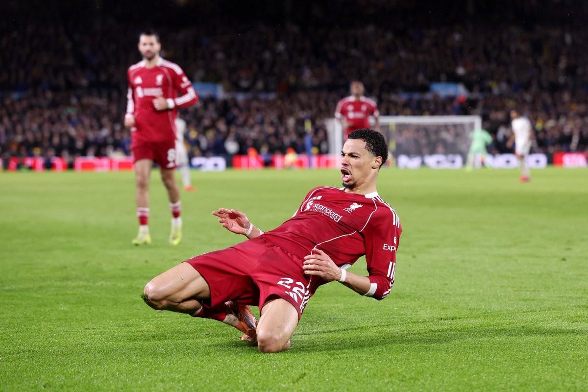 自西塞以来,埃基蒂克是首位为利物浦英超梅开二度的法国球员