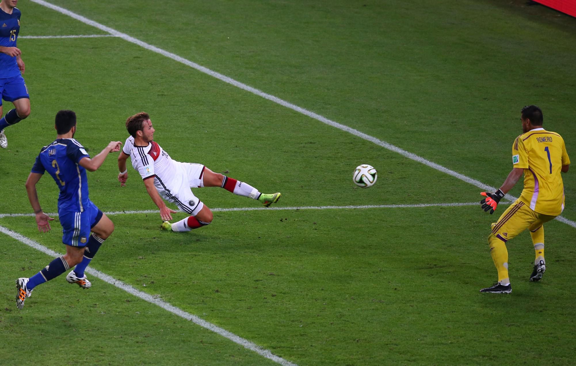 格策：世界杯绝杀阿根廷的那一刻靠的是本能；梅西是我的偶像