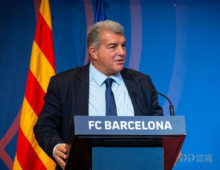 拉波尔塔：没收到梅西有关雕像的答复 用他的名字命名球场不合适