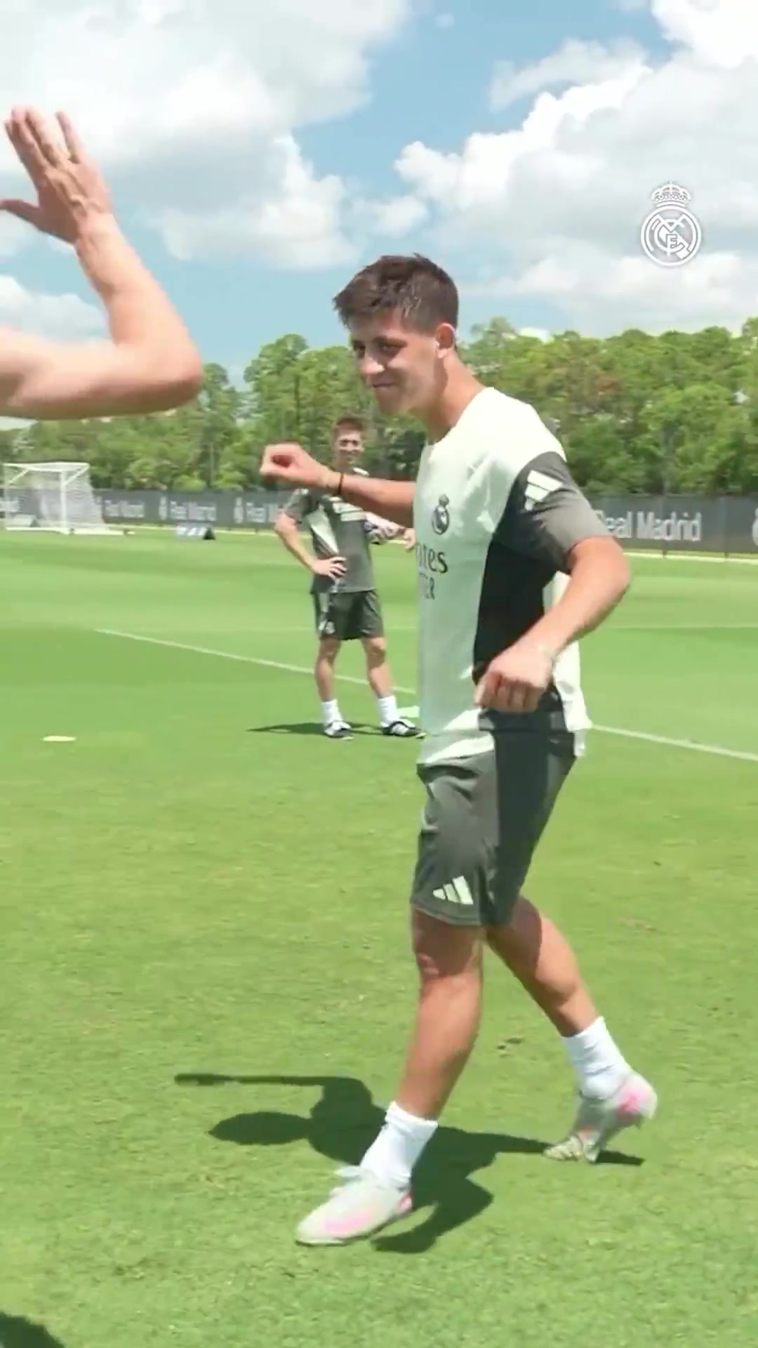 居勒尔阿诺德远射PK皇马的进攻靠你们破局