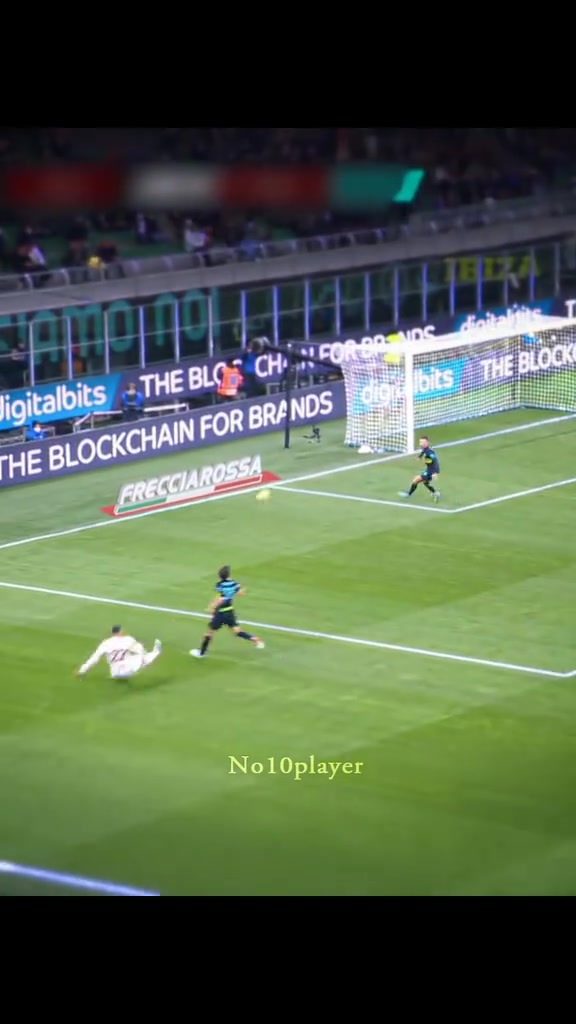 极限重温什克里尼亚尔国米生涯最精彩一记解围