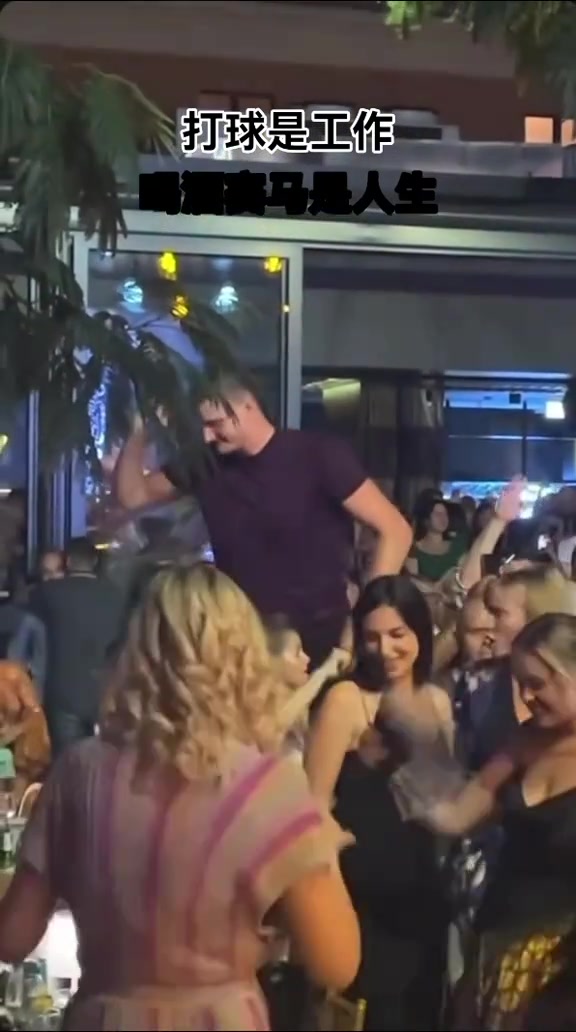 约老师妥妥的人生赢家利用业余时间打打球赚点钱赛马