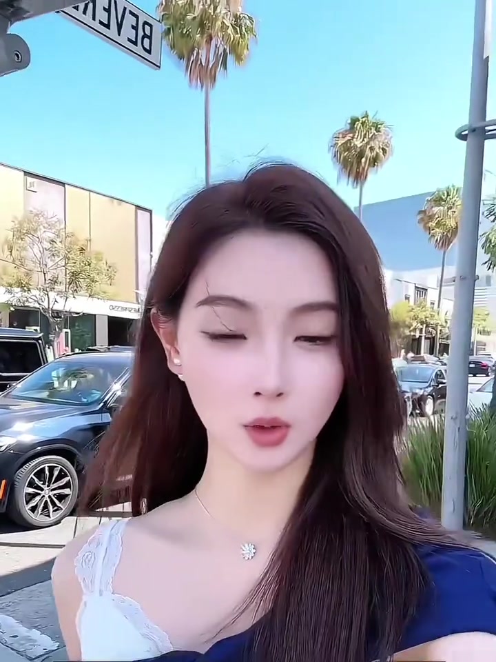 真滴是爱了美女主播金佳悦晒出旅行照wakewake