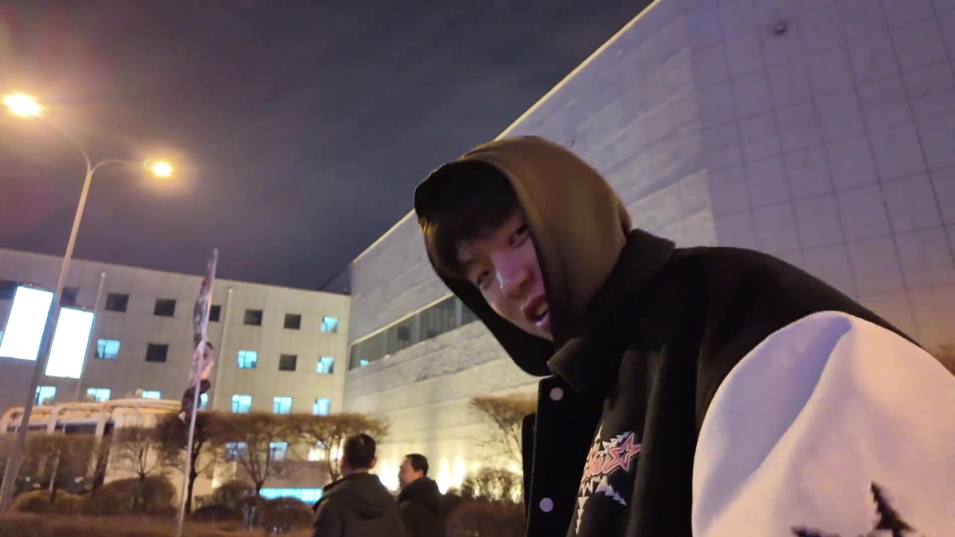 借你吉言徐杰晒三个月前视频恭喜杨瀚森你值得