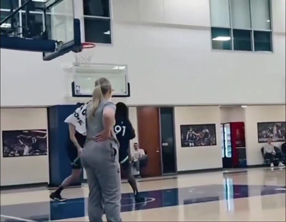 难怪森林狼懊悔杨瀚森在这站试训视频爆出 实在太惊艳了