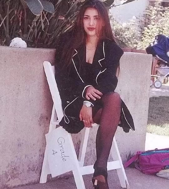 金卡戴珊年轻时颜值无敌了当年应该更讨人喜欢