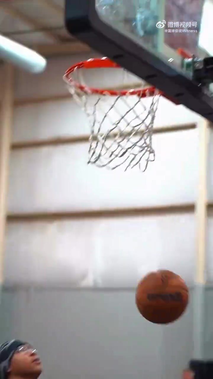 下赛季开拓者的核心后卫亨德森能和杨瀚森组成怎样的搭档呢