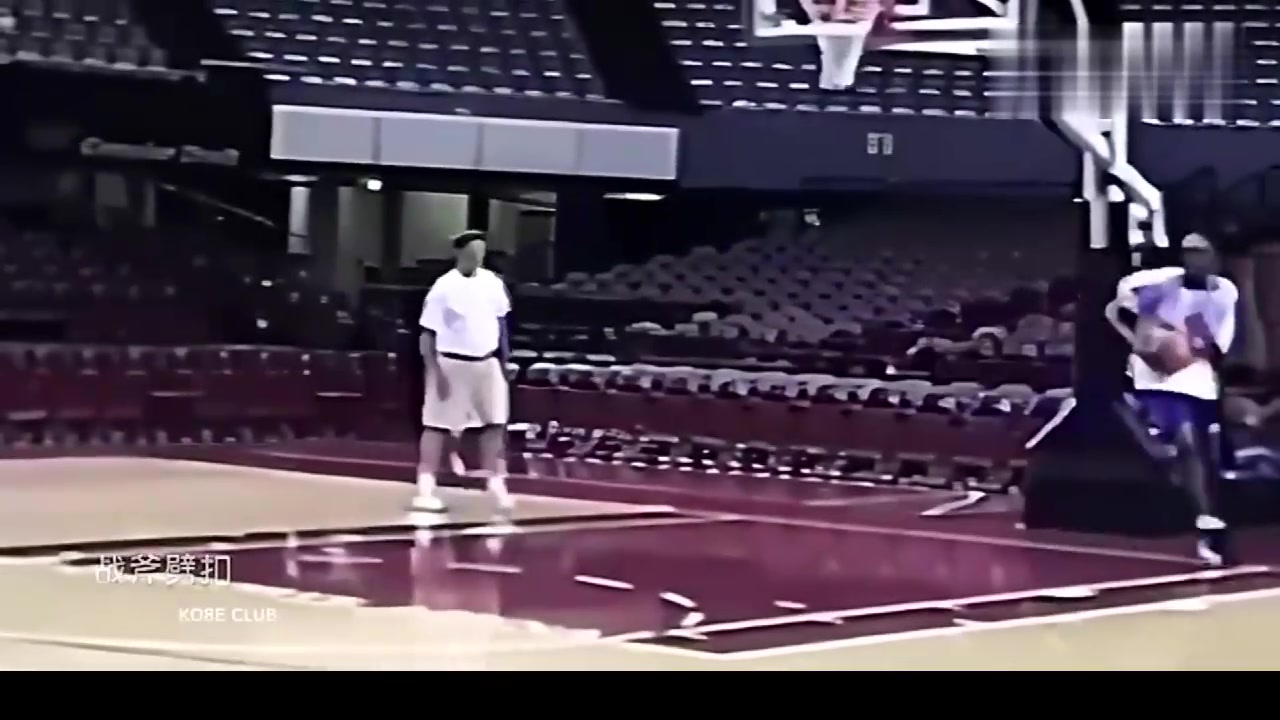 惊艳17岁科比参加快船试训 100命中 左手无差别三分