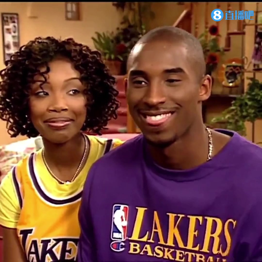 科比高中时带着当时的女友布兰迪上节目这颜值比瓦妮莎如何
