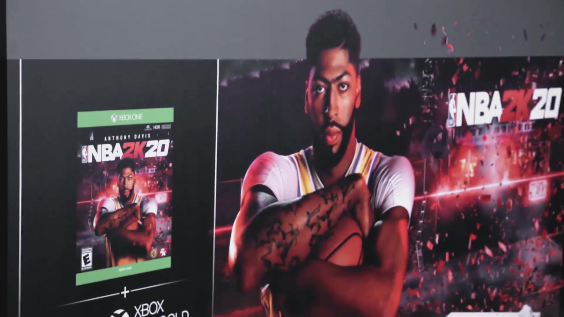 还是喜欢紫金战袍的你回忆会惩罚每一个念旧的人