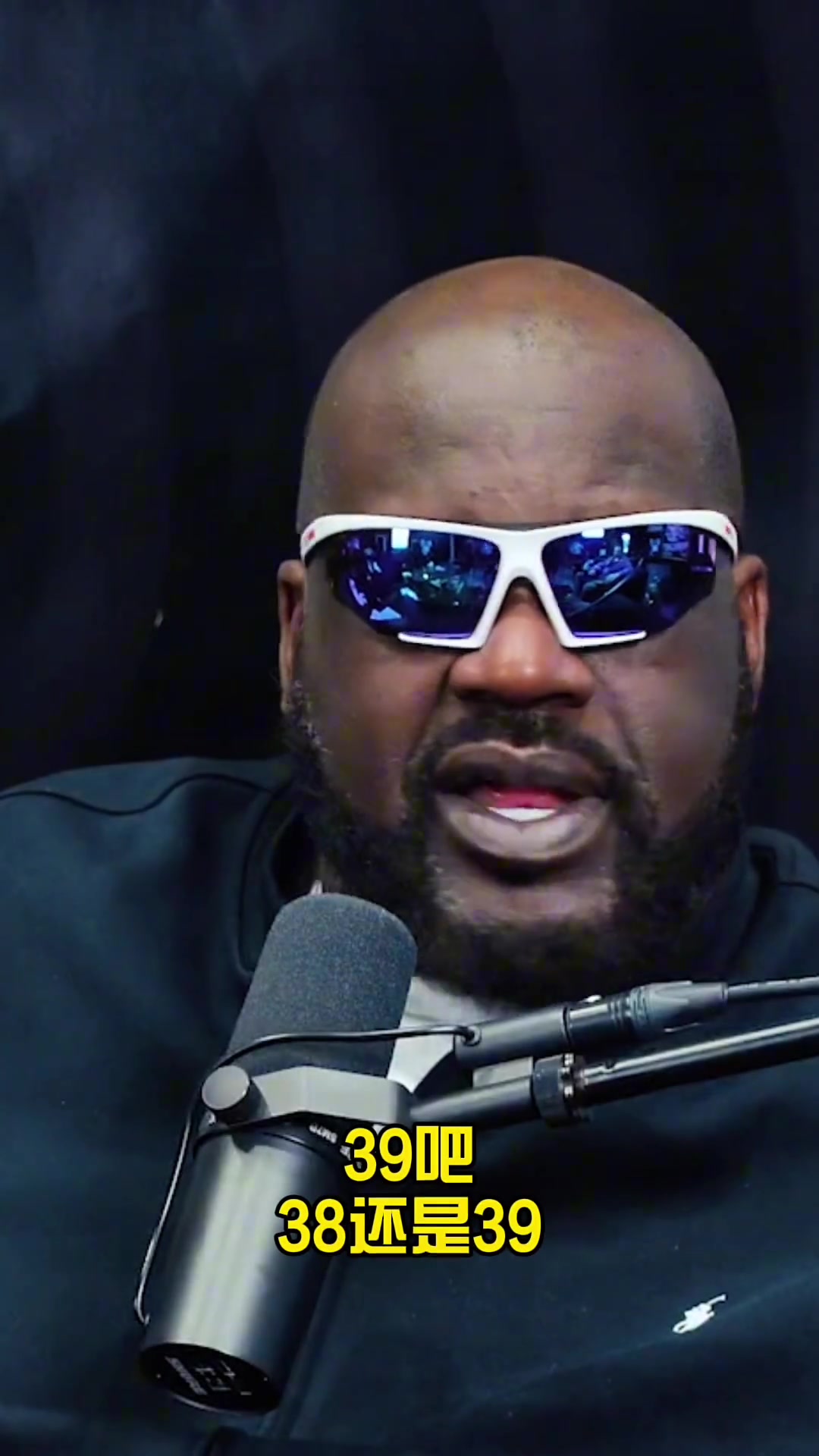 为什么勒布朗40岁还能这样打球奥胖现在比赛对抗更少他也很注重保养