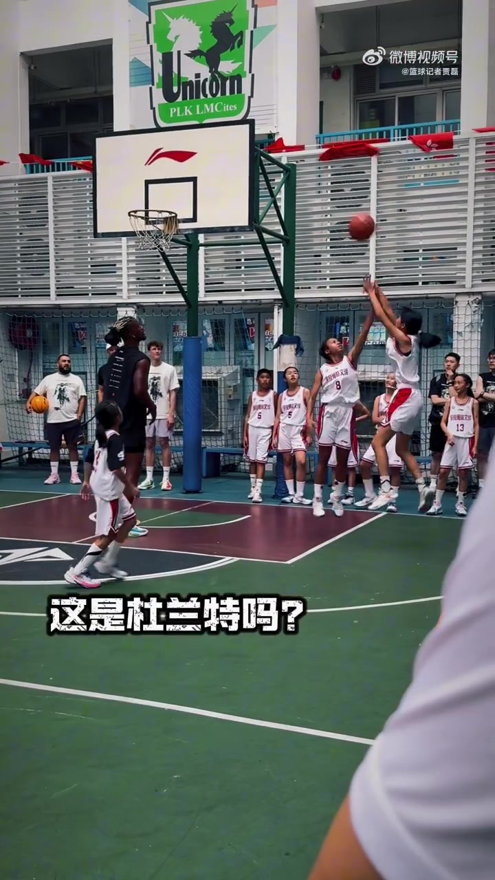 巴特勒中国行去了中国香港被女球员们的表现给震惊到了