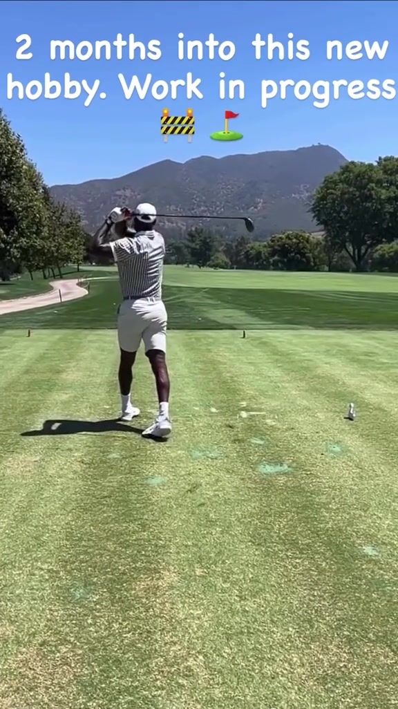 退役后的爱好4旬老汉詹姆斯真的迷上打高尔夫球了