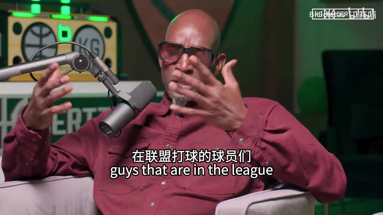 开赛即伤病潮KG现役球员不重视体能训练没怎么打就开始喘