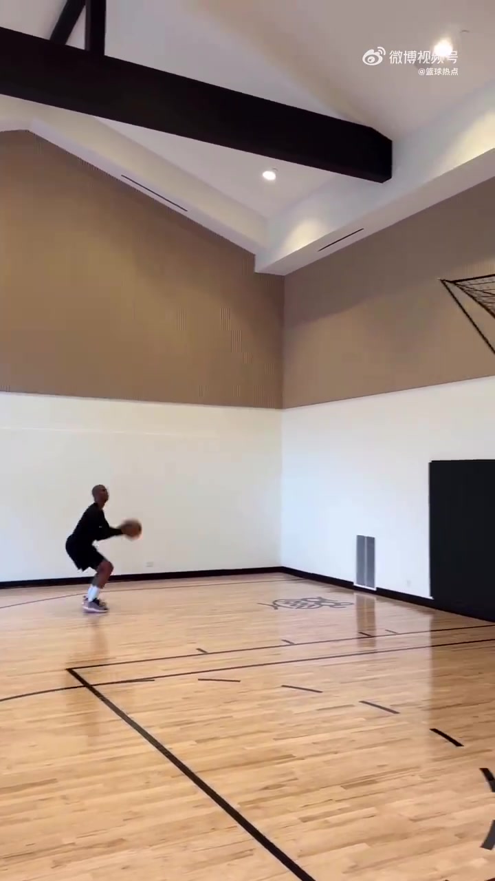 生涯还未结束保罗在INS晒个人训练视频持续积累每一天