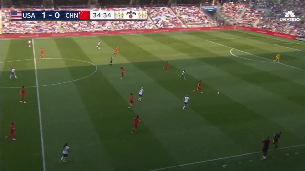 女足再丢球一球中国女足边路再被打穿萨曼莎禁区内推射得手