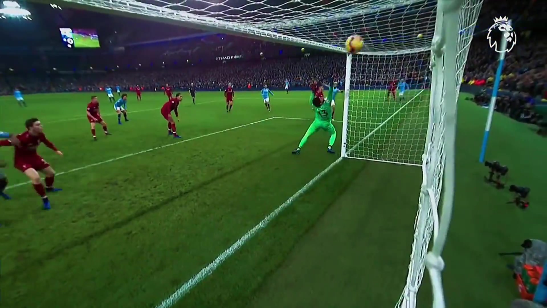 属于他的摄像机角度永远的小角度之王阿奎罗