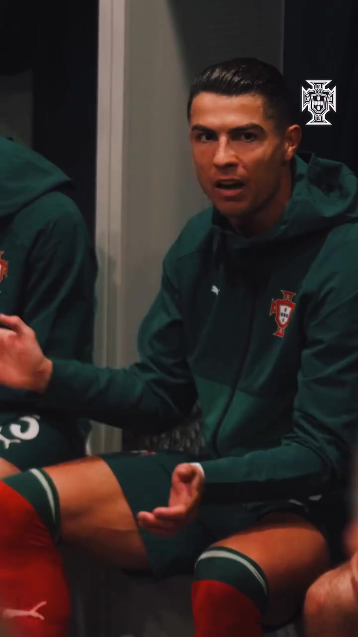 C罗在更衣室真的起到了至关重要的作用大家的精气神都被他带动