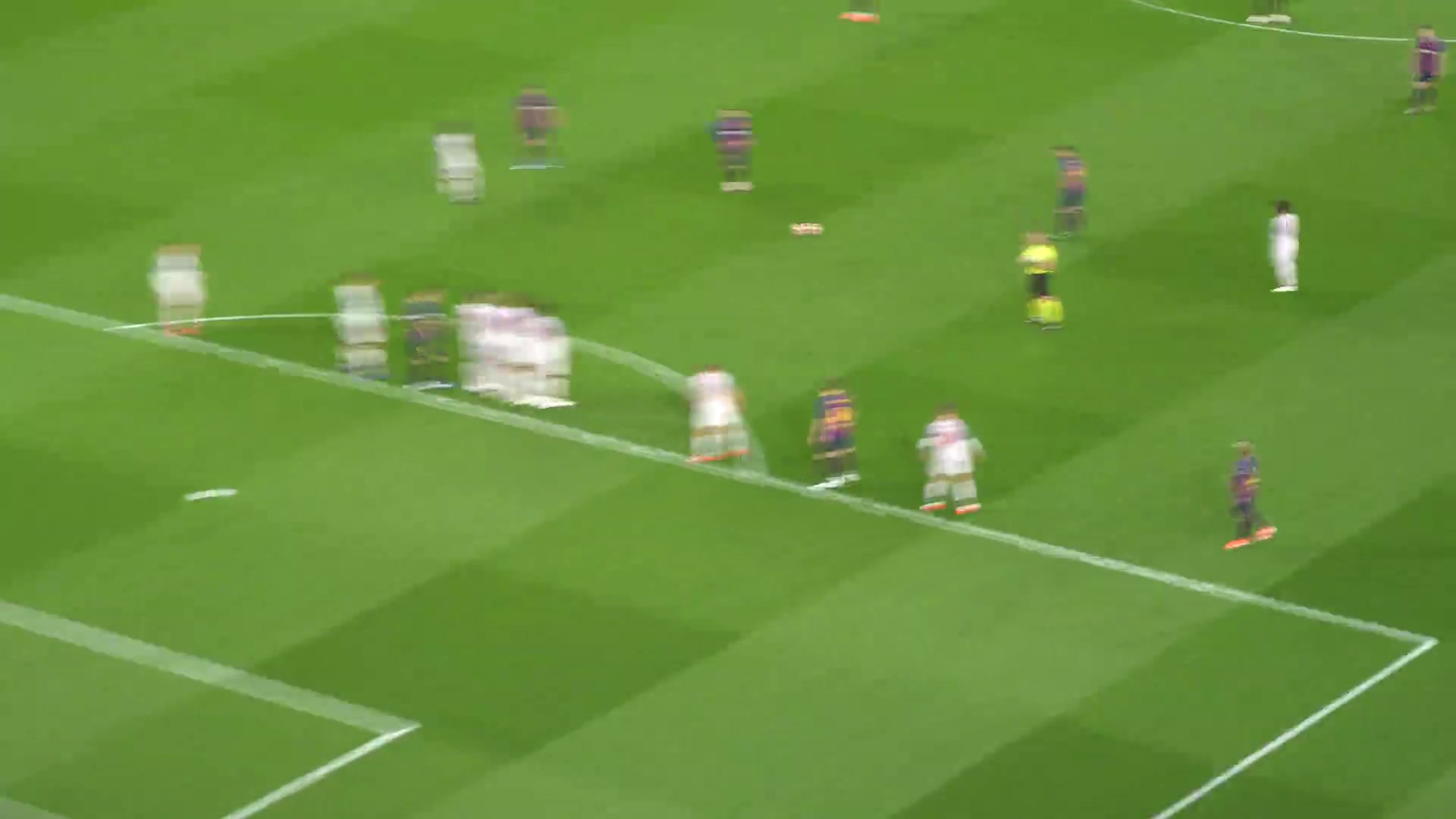 只有珍惜他的比赛看台视角看当年梅西对利物浦的无解任意球