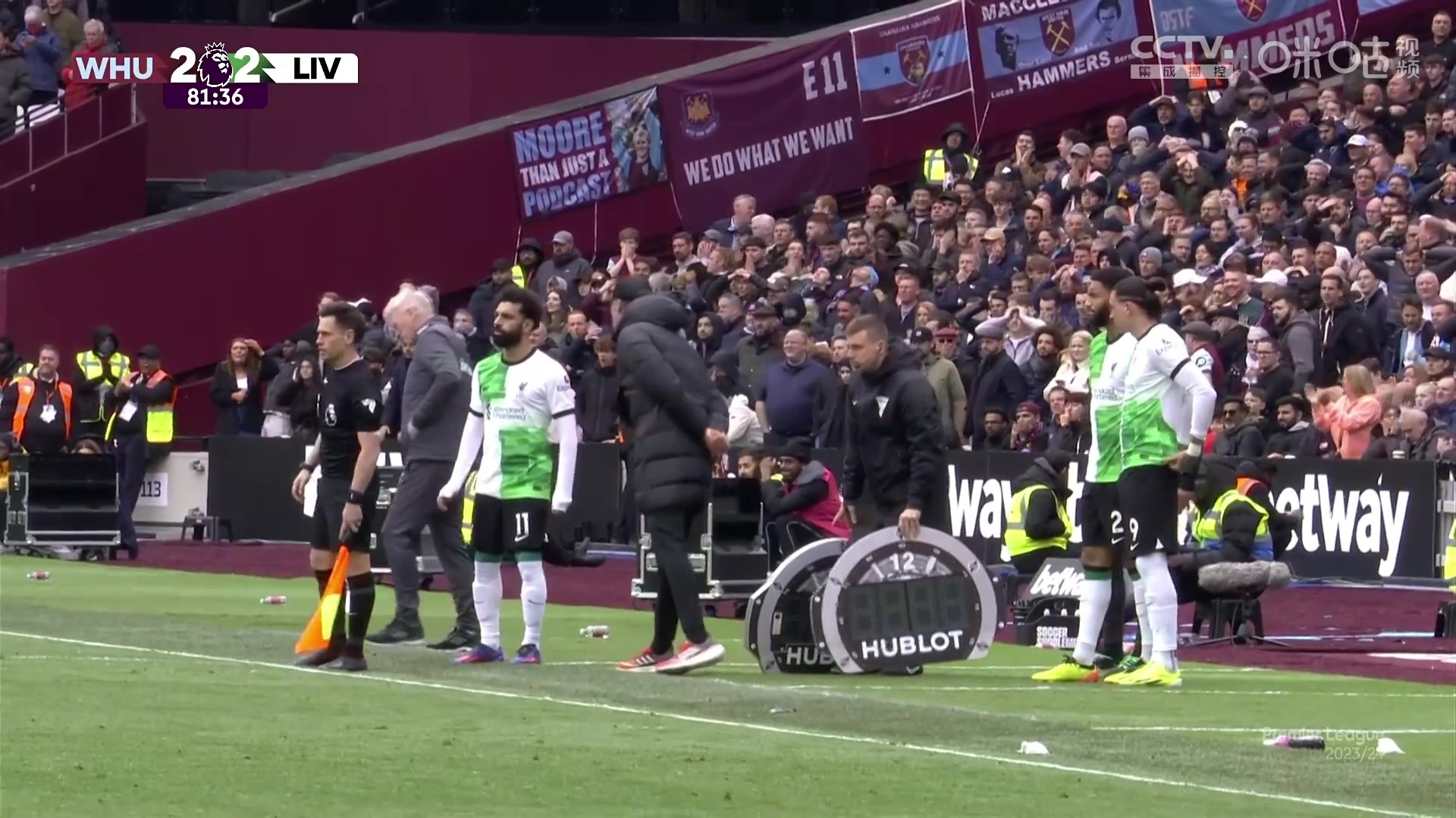 再次替补萨拉赫上次英超替补是去年4月当时与克洛普发生争执