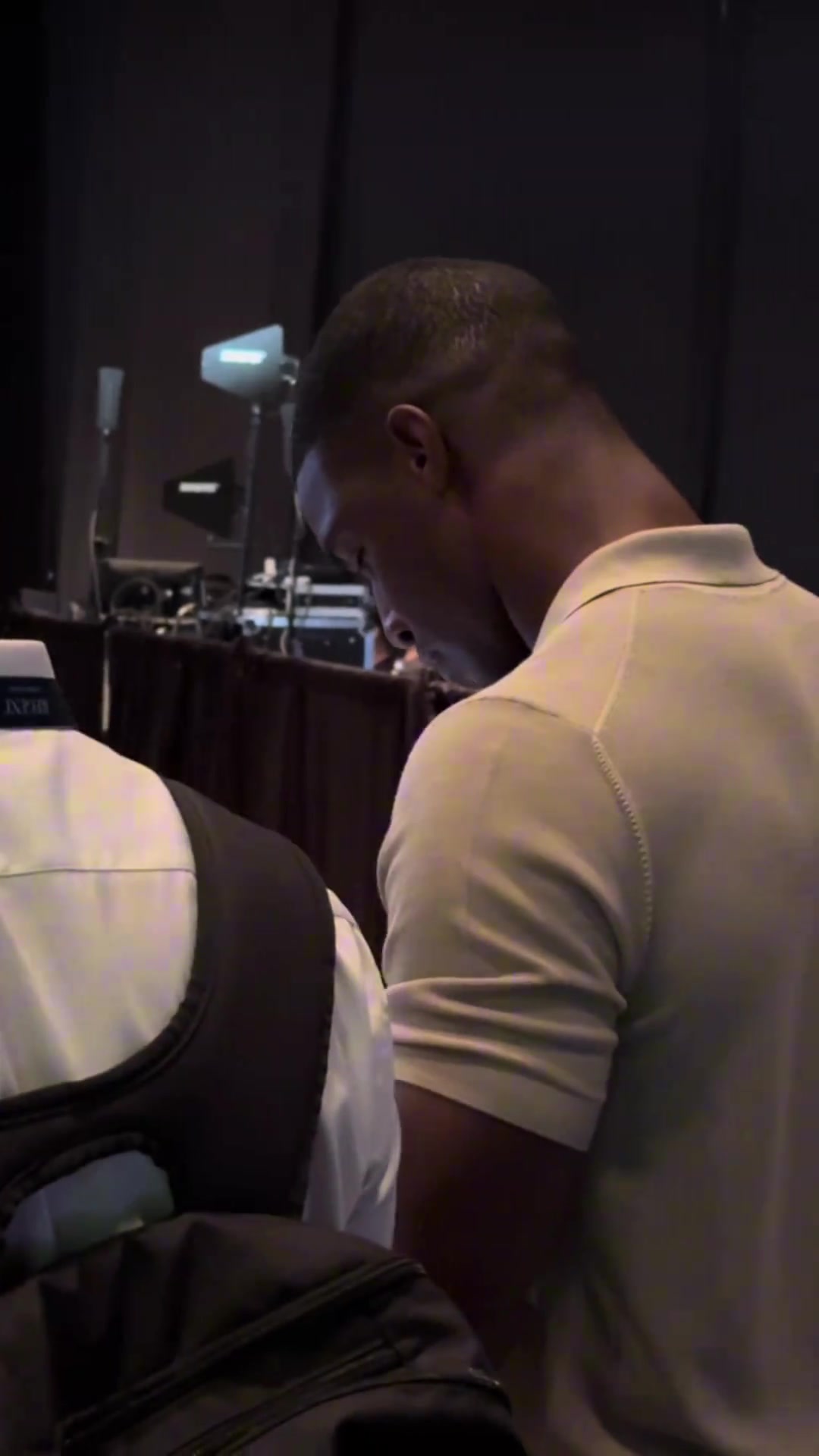 相爱相杀当山东泰山球迷在香港偶遇国安外援法比奥