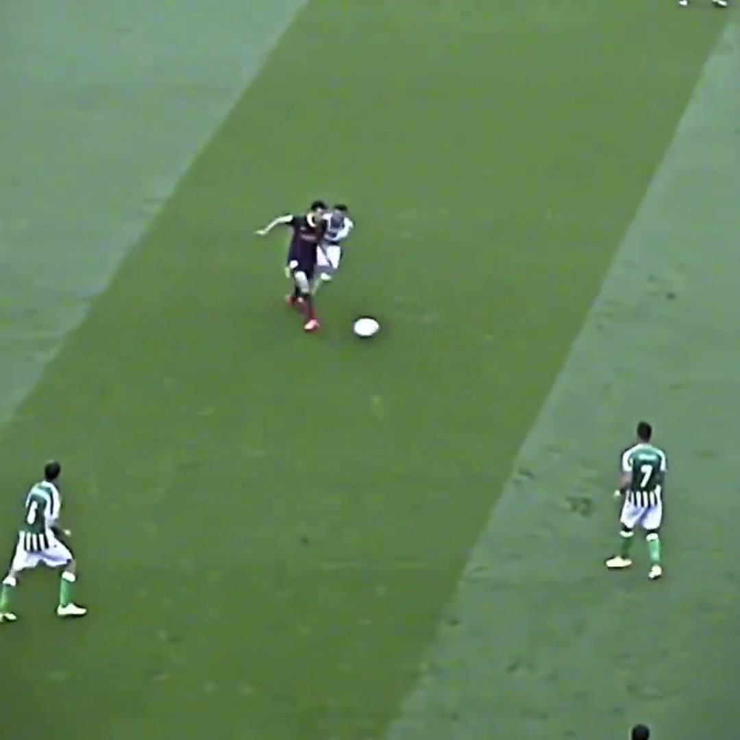 网友据说这是伊万眼中的黄政宇和王上源