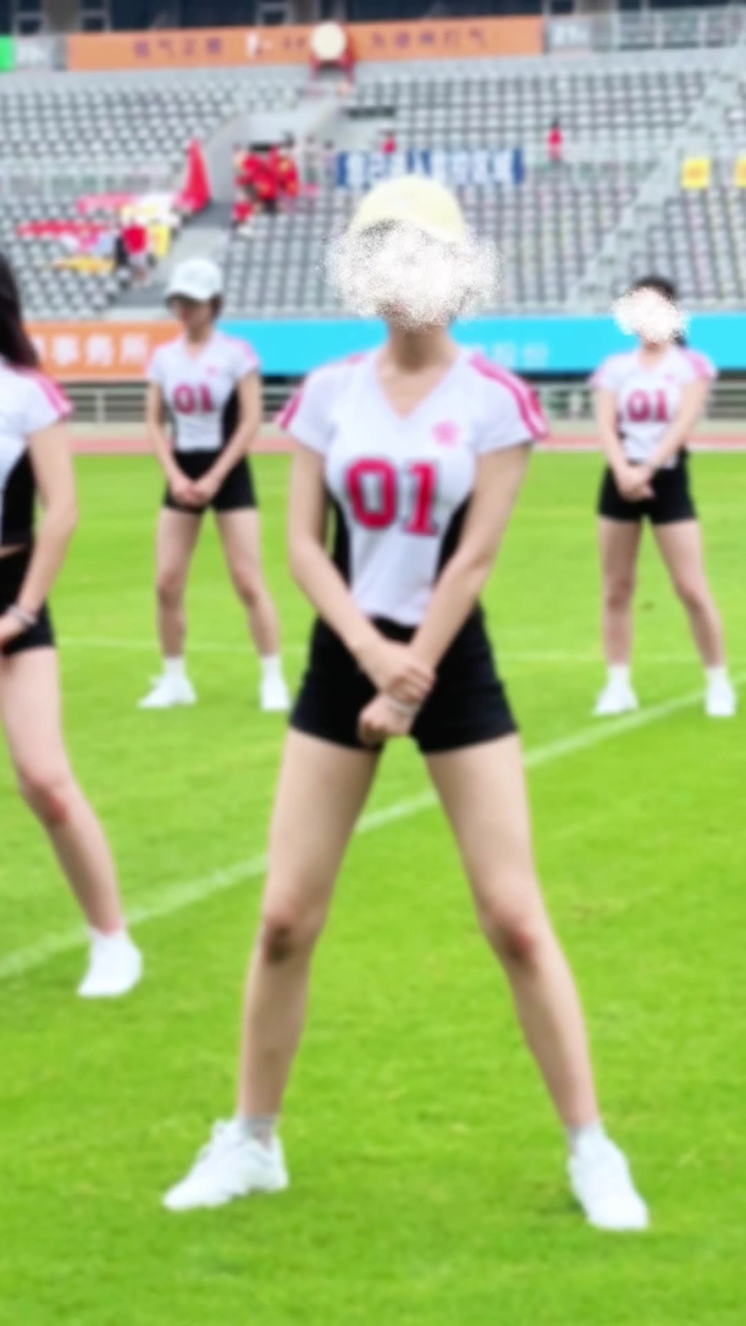 苏超徐州队派出最美啦啦队天团网友从现在开始我是徐州球迷