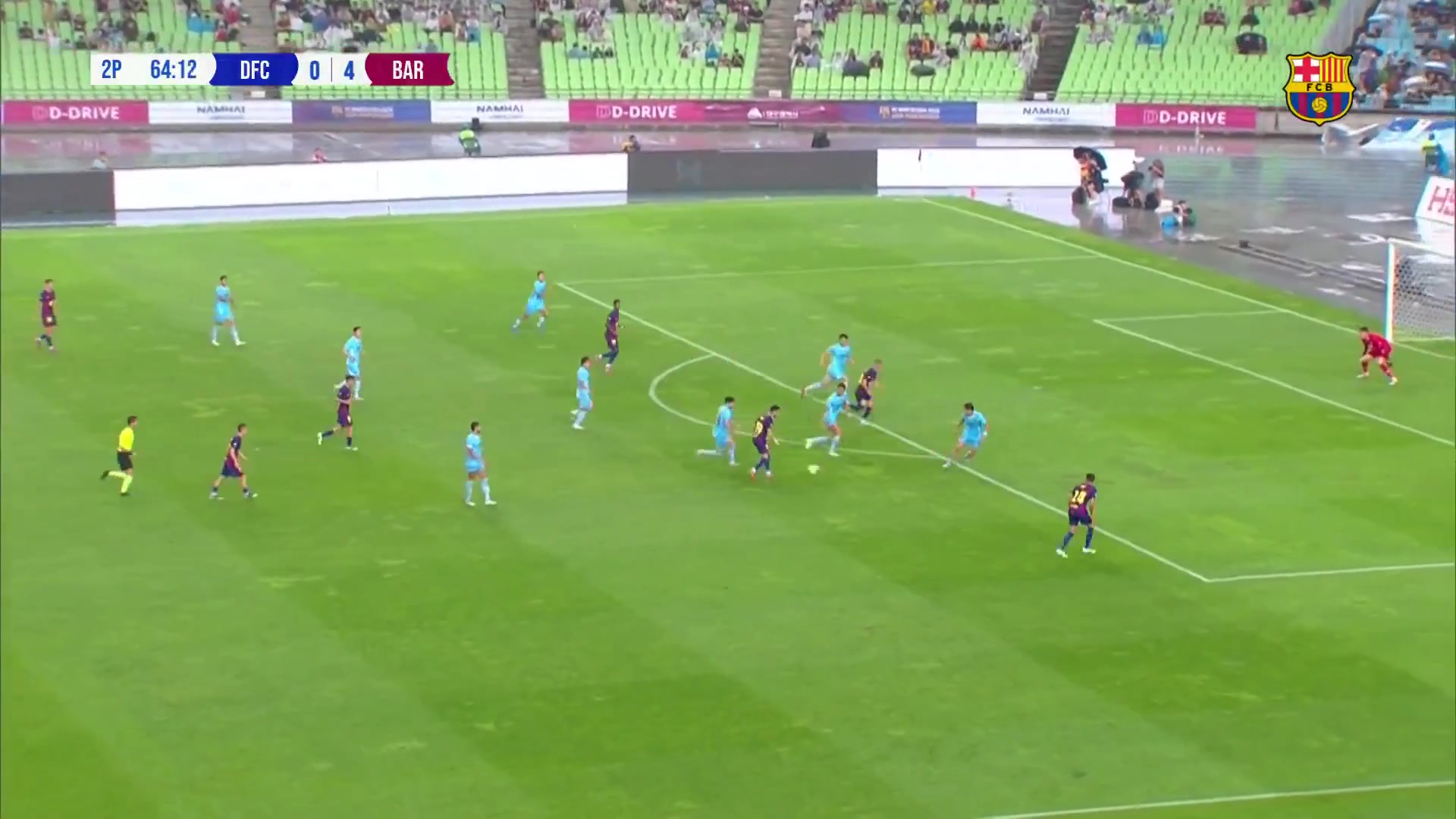 值得铭记的时刻拉什福德在巴萨打进的首粒进球