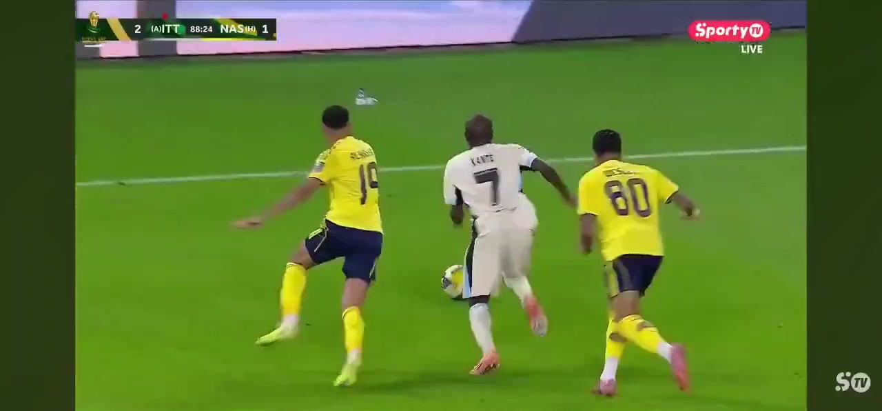 国外网友第一次看到坎特在比赛中暴怒