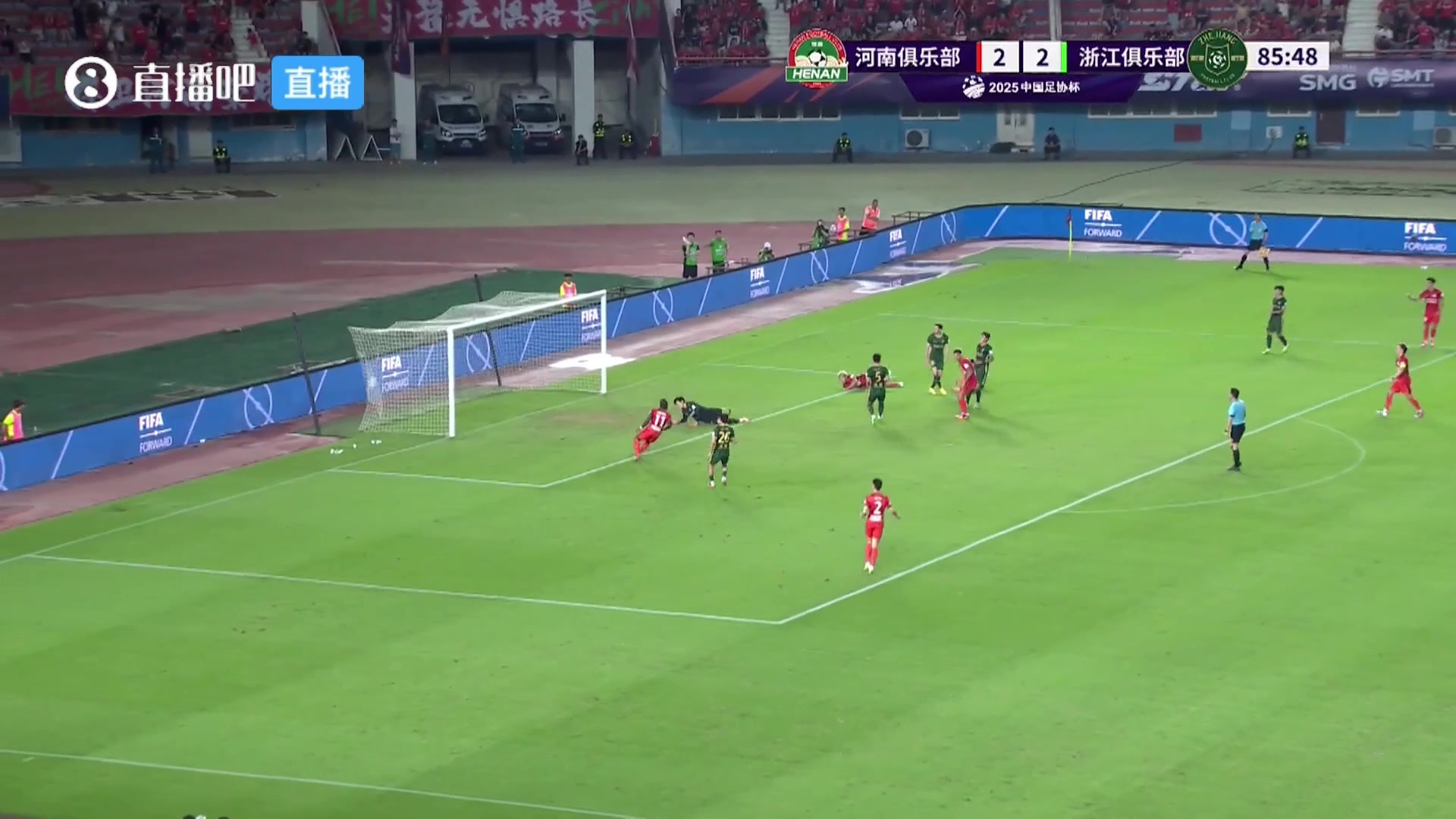 跌宕起伏再度反超河南打出精彩配合卡多索无人盯防推射破门