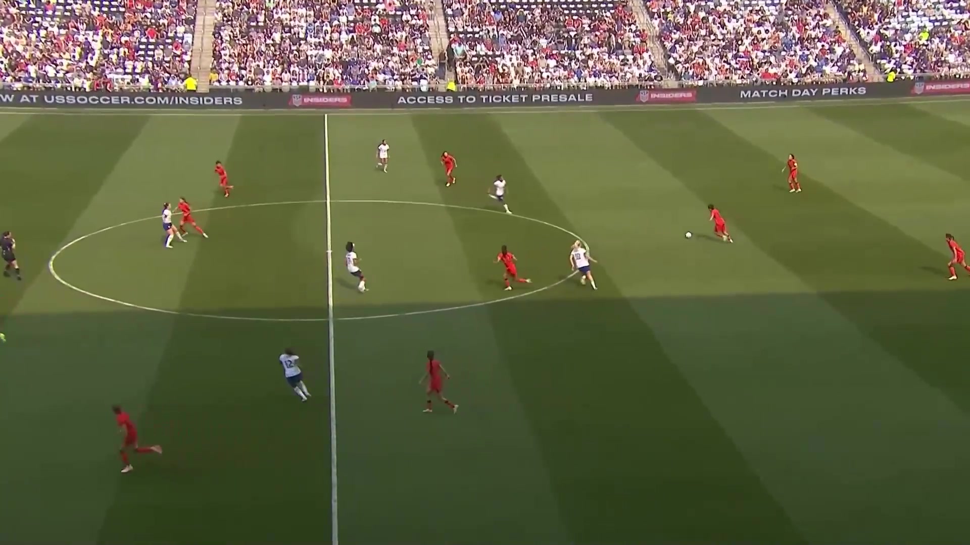 集锦友谊赛-中国女足全场仅1射正 中国女足0-3美国女足