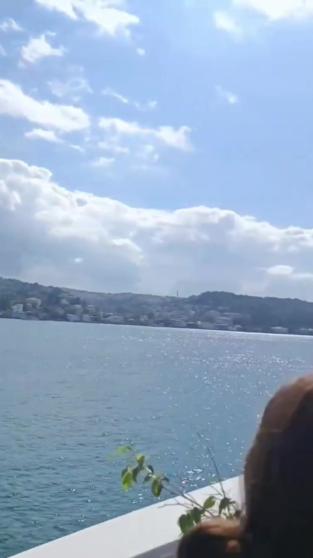 欧冠大战在即利物浦球迷的歌声响彻伊斯坦布尔