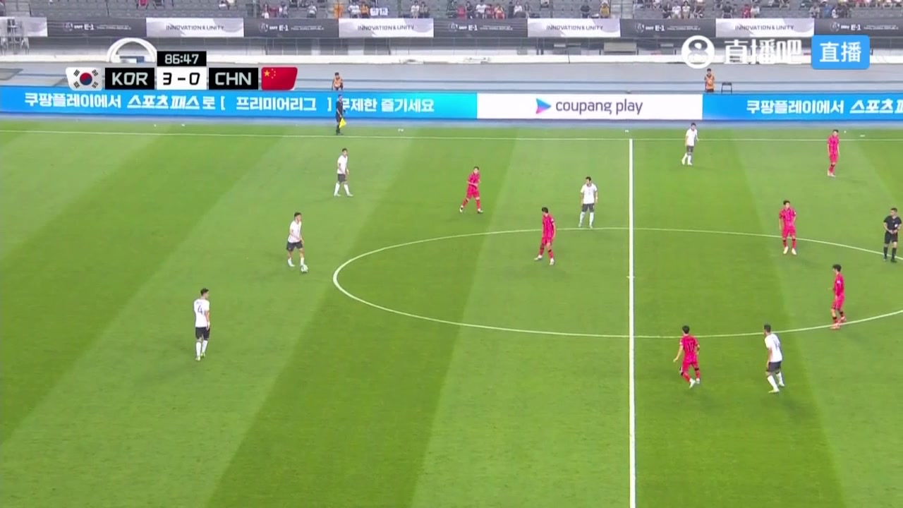 解说咱们球迷赛前都说韩国不好好踢比赛杨晨哈哈哈