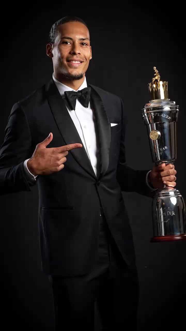 欢迎来到英超官方回顾过去20年的PFA获奖者名单