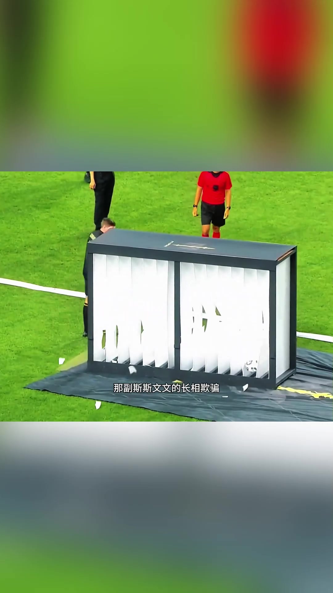 人类脚头力量天花板15个泡沫板轻松击穿第一个简直无敌了