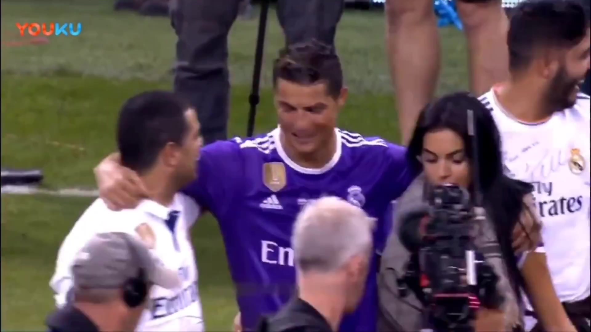 天生一对那些年的C罗和乔治娜年轻的时候是真的美啊