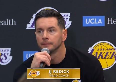 雷迪克：不认为詹姆斯需要信心，但需要提醒他有怎样的能力